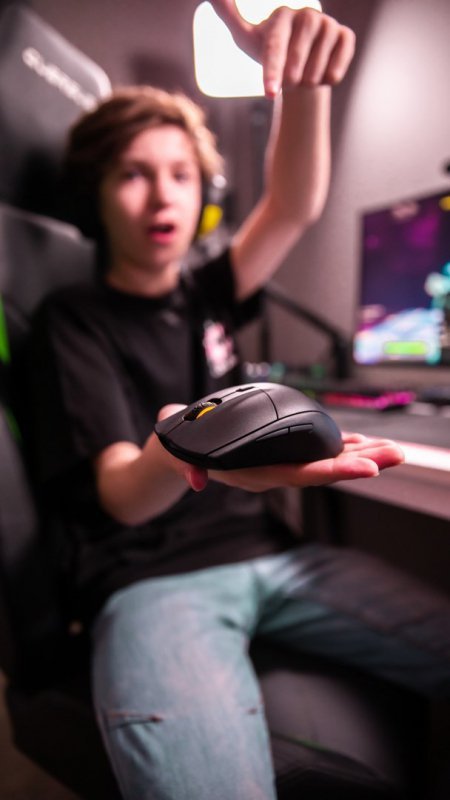 Seria SteelSeries | Mysz do gier | Rywal 3 bezprzewodowy | Optyczny | Mysz do gier | Czarny | Tak