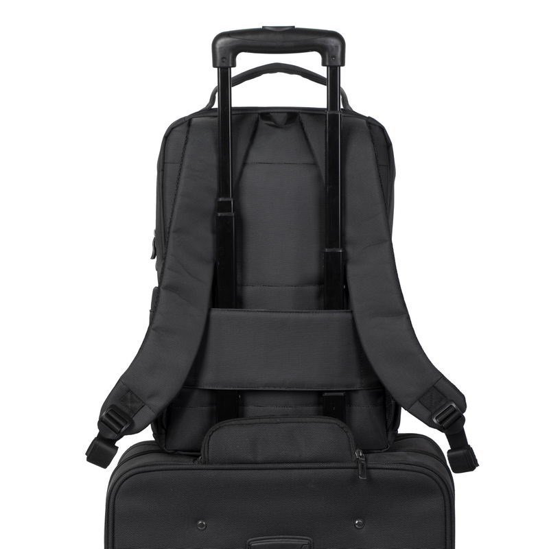 Rivacase 8262 torba na notebooka 39,6 cm (15.6&quot;) Plecak Czarny