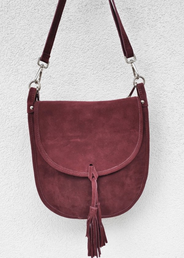 Zamszowa bordowa listonoszka torebka z frędzlem