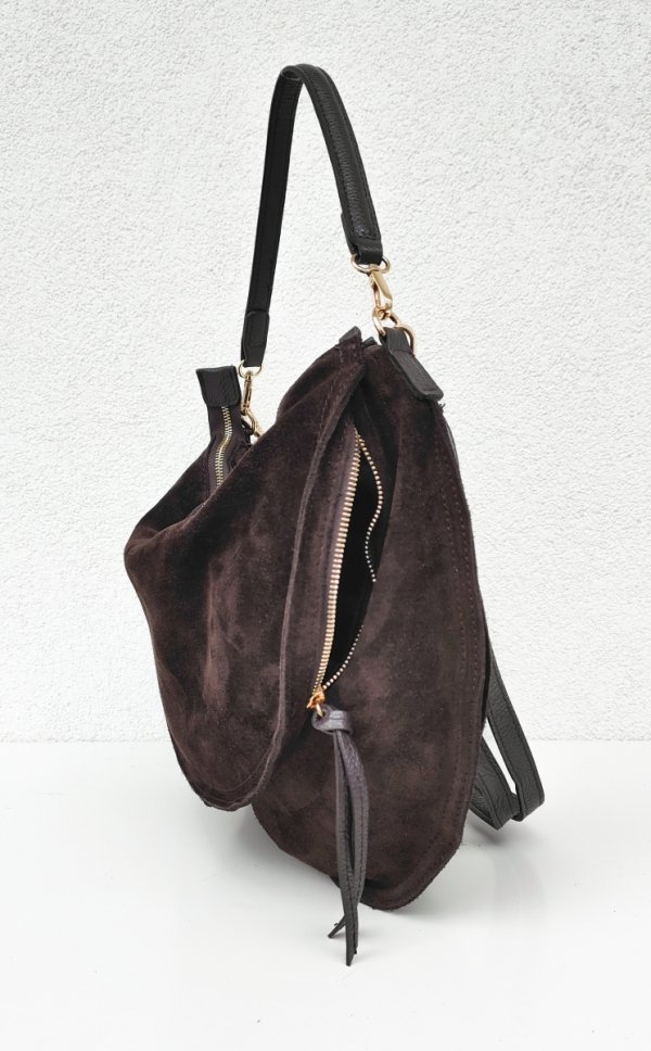 Czekoladowa zamszowa torebka worek listonoszka