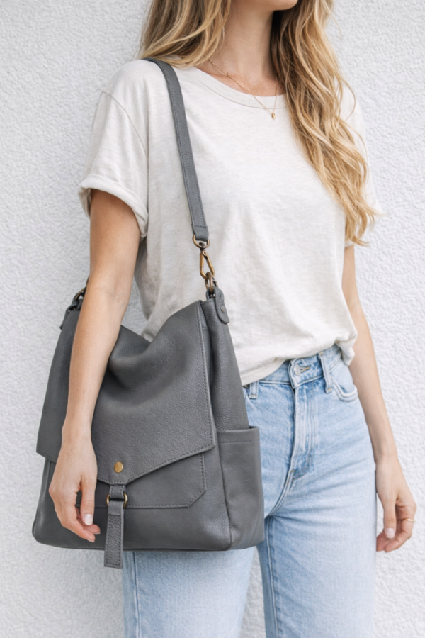 Torebka worek listonoszka szara Vera Pelle