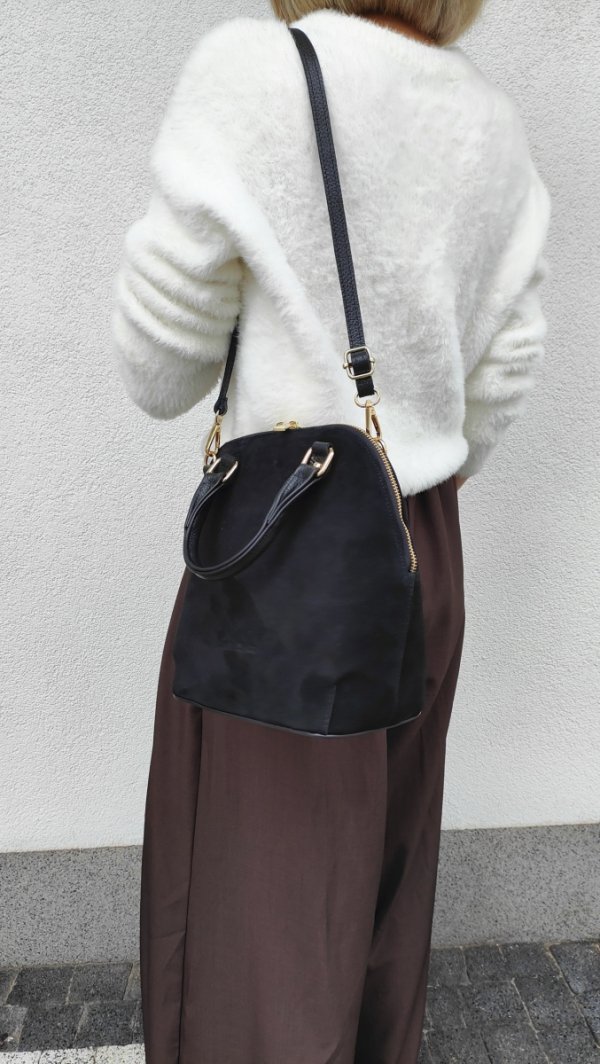 Zamszowy Plecak torebka listonoszka czarny Laura Biaggi