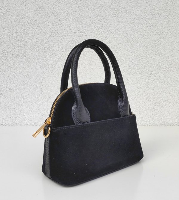 MINI Zamszowy czarny kuferek Laura Biaggi