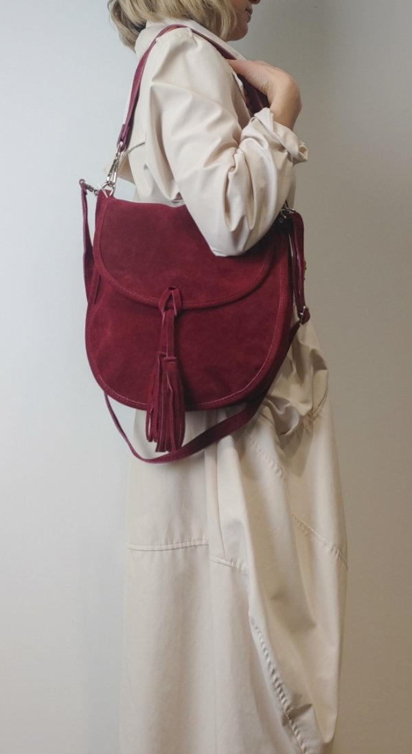 Zamszowa bordowa listonoszka torebka z frędzlem