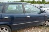 Maska Nissan Almera Tino 2005 Minivan (kod lakieru: BW9)
