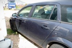 Drzwi tył lewe Opel Astra H 2010 Kombi (kod lakieru: GBI)