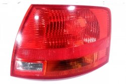 Lampa tył prawa Audi A4 B7 2005 Kombi