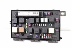 Puszka moduł bezpieczników Opel Astra H 2010 1.3CTDI Z13DTH