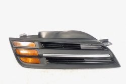 Atrapa grill kierunkowskaz prawy Nissan Micra K12 2004
