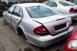 Drzwi tył lewe Mercedes E-Klasa W211 2002 Sedan