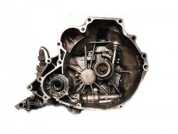 Skrzynia biegów  Nissan Primera P11 1996-2002 2.0TD