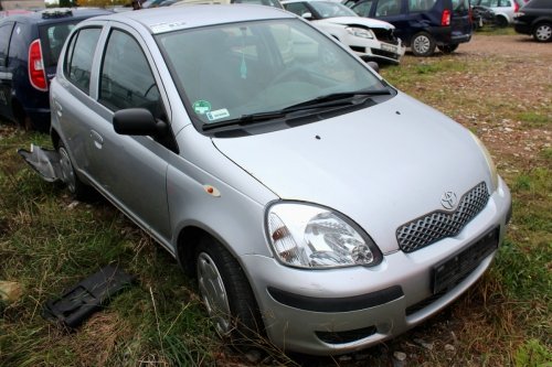 Toyota Yaris I XP10 2003 1.0i 1SZ-FE Hatchback 5-drzwi [B/C]