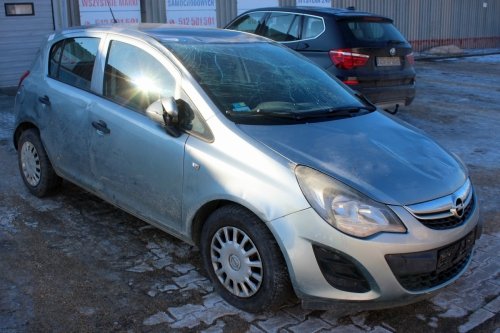 Opel Corsa D 2014 1.2i Z12XER Hatchback 5-drzwi