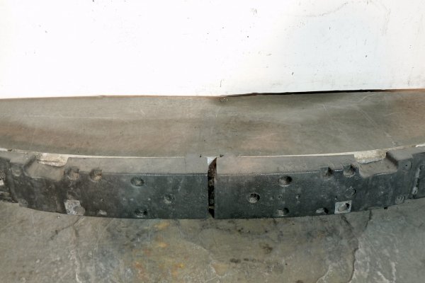 Belka zderzaka przód BMW 5 525d E60 E61 2005 