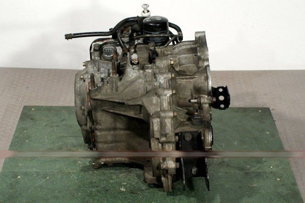 Skrzynia biegów Mitsubishi Carisma DA1A 1995-1999 1.8GDI