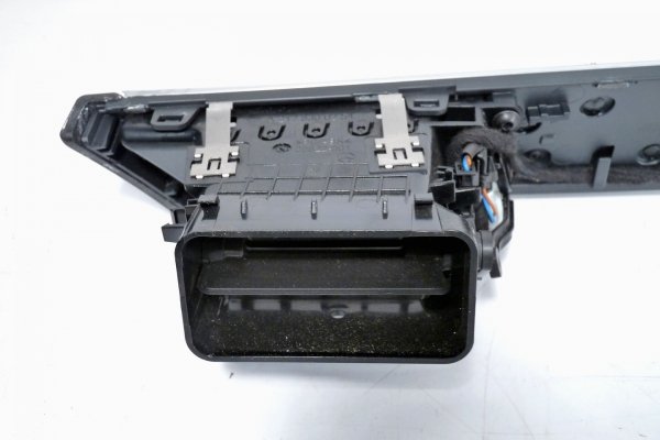 Listwa konsoli + kratki nawiewu Mercedes E-klasa W212 2011 Kombi 