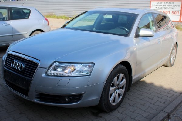Podsufitka Audi A6 C6 2005 Kombi  (szyberdach)