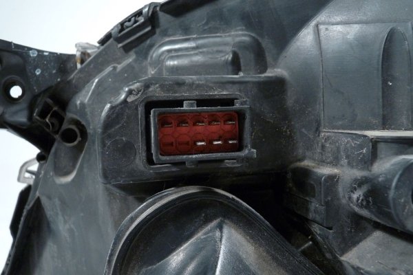 _Reflektor prawy Opel Vectra C Signum 2002-2005