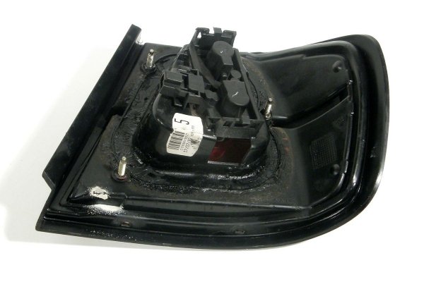Lampa tył lewa Nissan Primera P11 1996-1999 5D