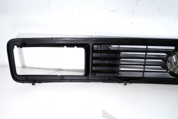 Grill atrapa górna VW Transporter T3 1979-1992