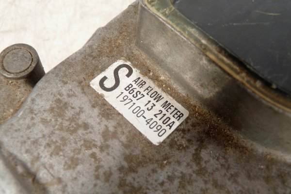 Przepływomierz Kia Sephia 1995 1.6i