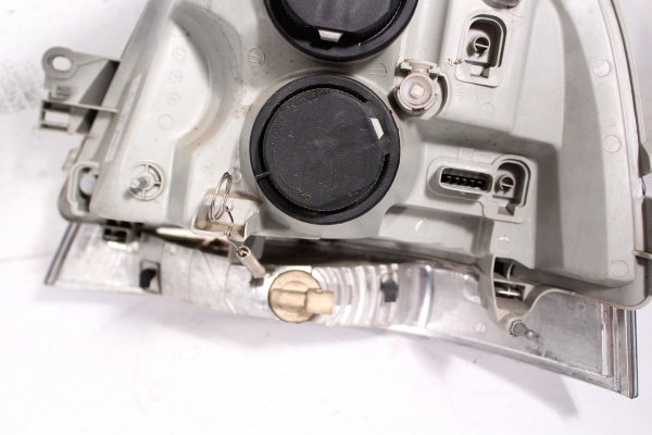 Reflektor prawy Opel Movano A Lift 2003-2010 Bus 