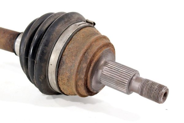 Półoś lewa VW Bora 1J 1998-2005 1.4i 16V