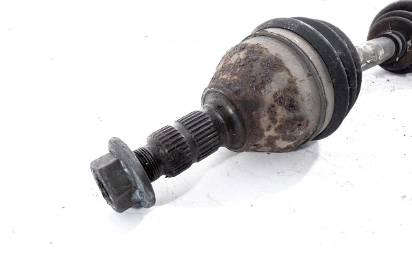 Półoś przód lewa Opel Signum 2003-2005 1.9CDTI Z19DTH