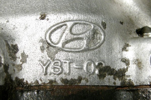 _Pompa wspomagania Hyundai Trajet FO 1999-2008 2.0i 16V