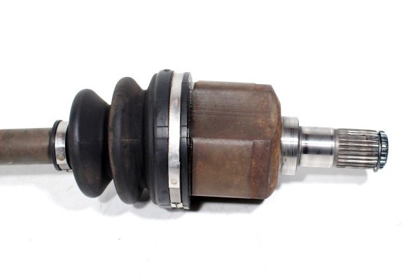Półoś prawa długa Hyundai Trajet 1999-2008 2.0i 16V