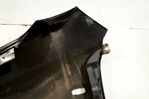 Błotnik przód prawy Nissan Primera P12 2003 (Kod lakieru: Z11) 
