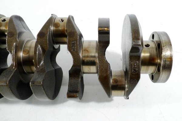 Wał korbowy Ford Focus MK1 1998-2004 1.8i