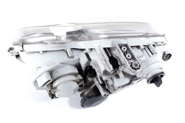 Reflektor przód prawy Mercedes C-Klasa W203 2000-2003 (soczewka)