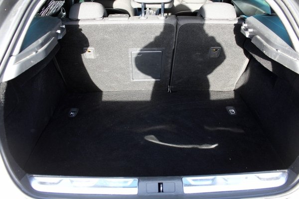 Nakładka progu lewa Citroen DS5 2014 (2011-2015) Hatchback 5-drzwi (kod lakieru: KWED)