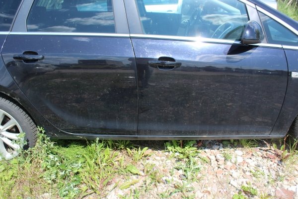 Podsufitka Opel Astra J 2011 Kombi