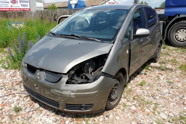 Zderzak tył Mitsubishi Colt VI Z30 2007 Hatchback 5-drzwi (Kod lakieru: A98)