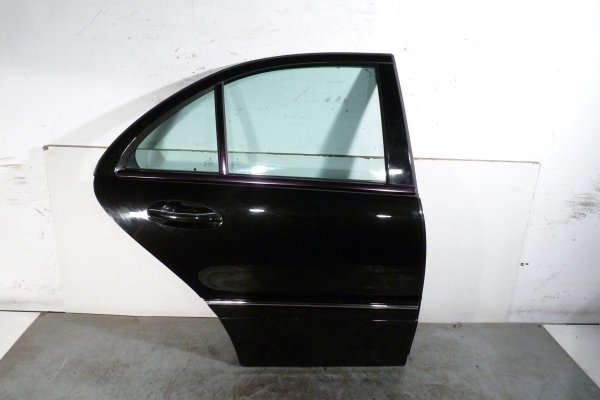 _Drzwi tył lewe Mercedes C-klasa W203 Lift 2004 Sedan (kod lakieru: 197)