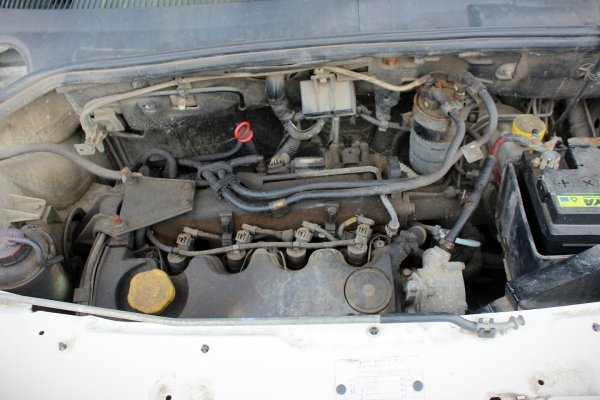 Pas przód Fiat Doblo 2006 1.9JTD