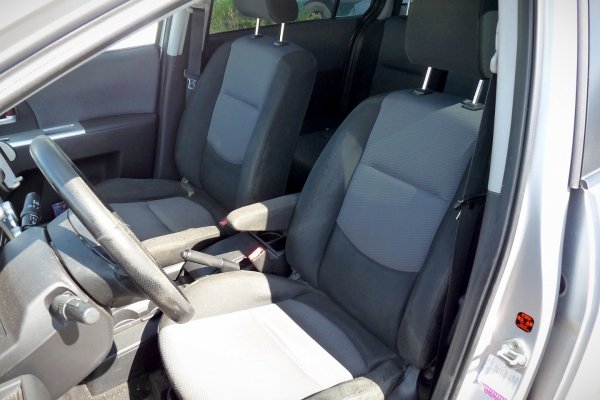 Zderzak tył Mazda 5 CR 2005 Van (kod lakieru: 22V)