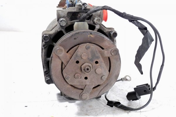 Sprężarka pompa klimatyzacji Mitsubishi Grandis 2005 2.0DID BSY Van