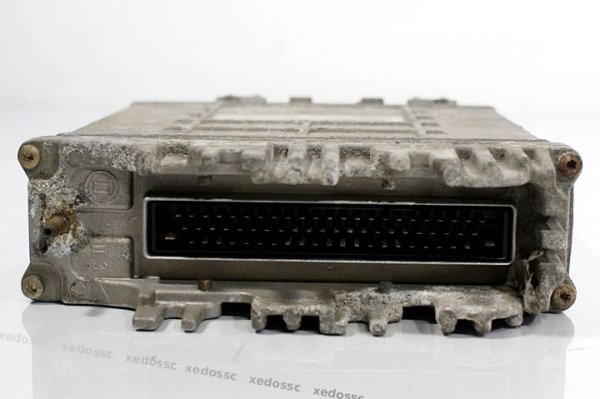 KOMPUTER  SILNIKA VW GOLF III 1.9 TDI  028906027GH