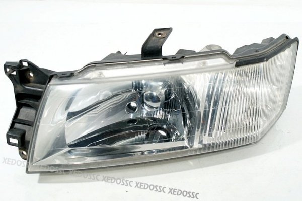 REFLEKTOR LEWY MITSUBISHI SPACE WAGON KOITO 00