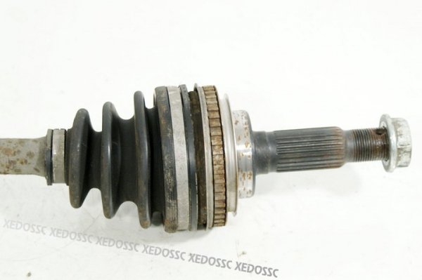 PÓŁOŚ LEWA KRÓTKA TOYOTA COROLLA 95 1.3 16V AUT