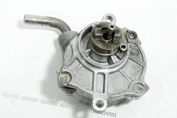POMPA VACUM WAKUM MERCEDES C-KLASA W202 99 2.2 CDI