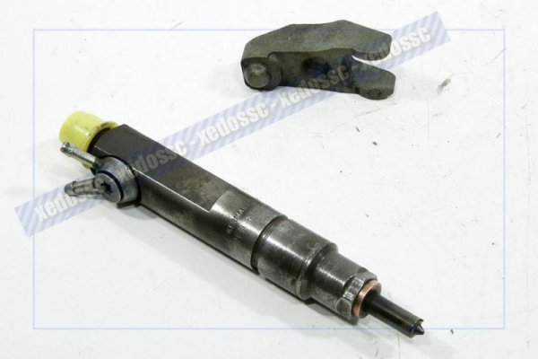 WTRYSKIWACZ WTRYSK VOLVO 850 96 2.5 TDI 046130201F