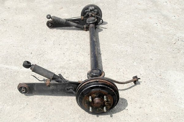_Belka zawieszenie tył Hyundai Atos Prime 2004 1.1i 5D