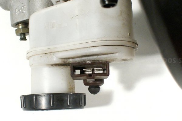 SERWO POMPA HAMULCOWA NISSAN ALMERA N16 05 1.5 DCI