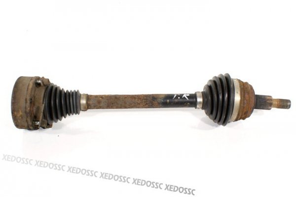 PÓŁOŚ TYŁ PRAWA VW GOLF IV 1J1 00 1.8 20V 4X4