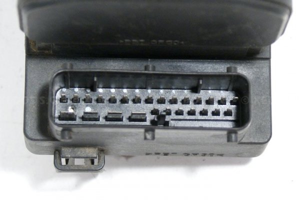 Pompa ABS Mitsubishi Space Star DG0 1998-2005 1.8GDI