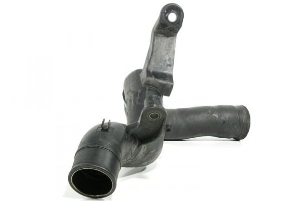 RURA INTERCOOLERA TOYOTA AVENSIS T22 2000 2.0 D4D